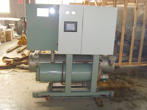 岭东酒店中央空调不停机清洗方法介绍